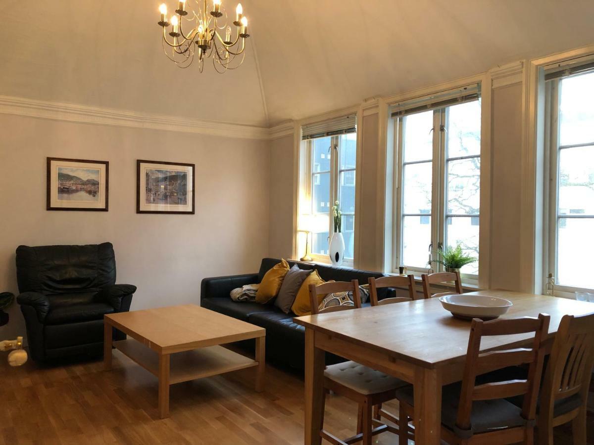 Big Central Apartment With Parking Μπέργκεν Εξωτερικό φωτογραφία